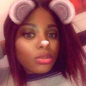 Meet your Posher, Taina